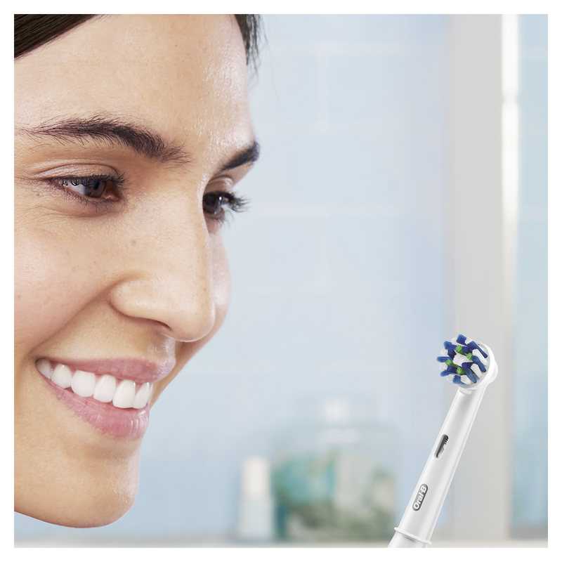 Электрическая зубная щетка Oral-B Professional Care 500 D16.513 (4210201851813) фото