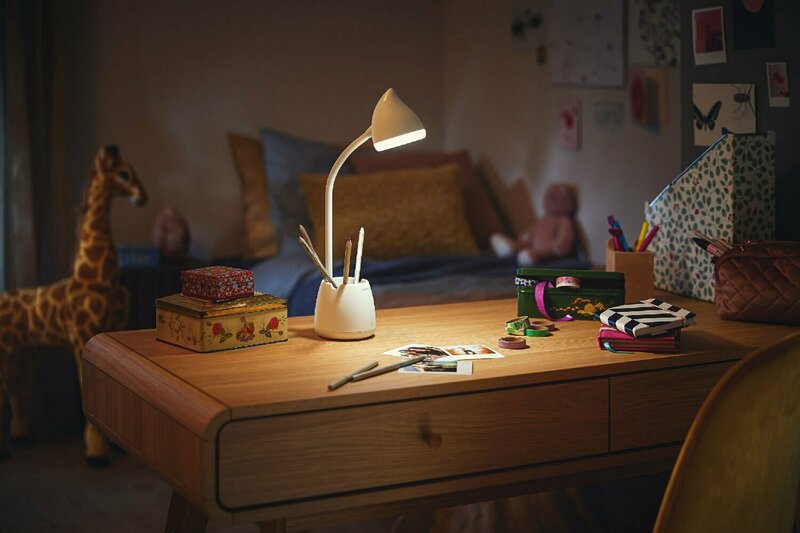 Лампа настільна Philips LED Reading Desk lamp Hat (White) 4.5w, 3000/4000/5700K, 1800mAh фото