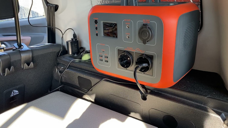 Зарядная станция Bluetti AC50S (500 Вт*ч/300 Вт) Black-Orange фото