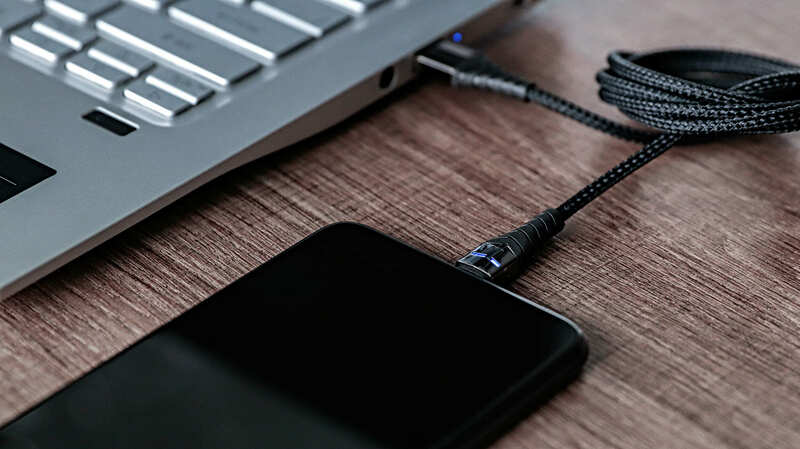 Кабель USB - microUSB Q.Energy 1.2m LED (Black) фото