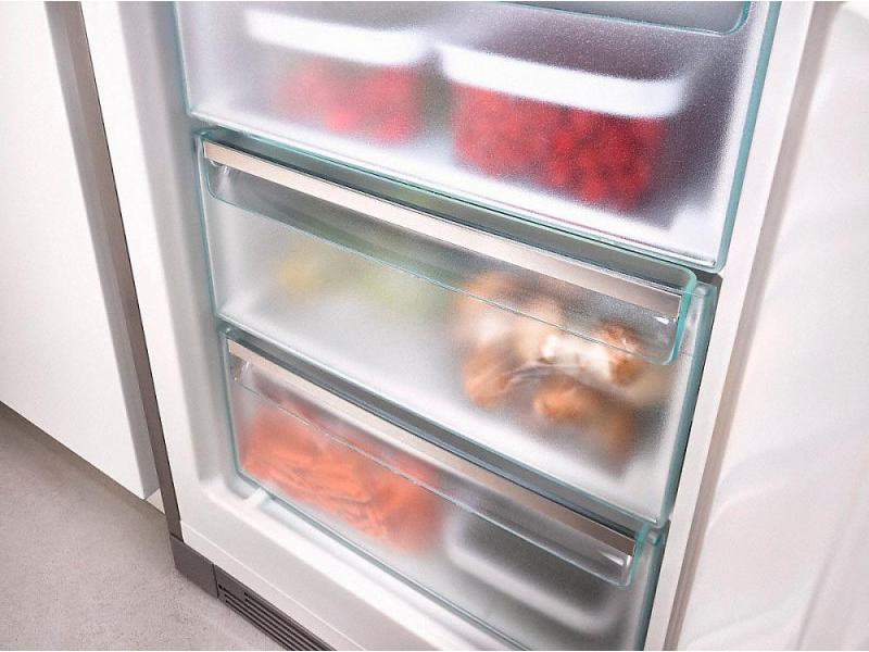 Двухкамерный холодильник Miele KFN 29162 D CleanSteel фото