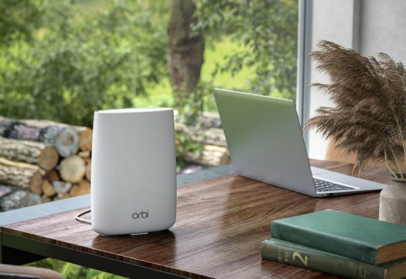Интернет роутер NETGEAR LBR20 AC2200, 4G LTE, MESH фото