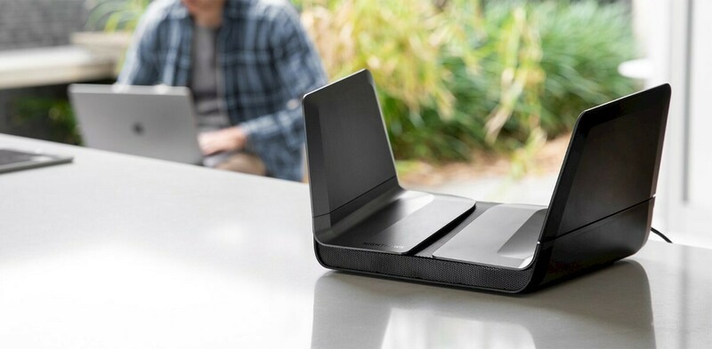 Интернет роутер NETGEAR Nighthawk AX12 (RAX120), AX6000 WiFi 6 фото