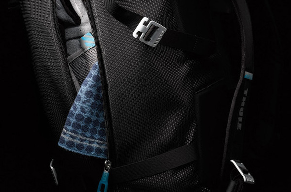 Рюкзак для активного відпочинку THULE Crossover 40L Duffel Pack темно-синій фото