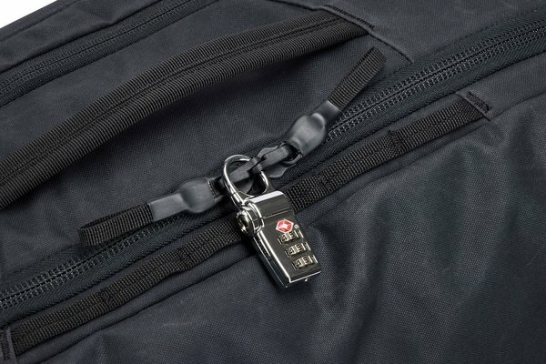 Рюкзак THULE Aion Travel Backpack 40L TATB140 (чорний) фото