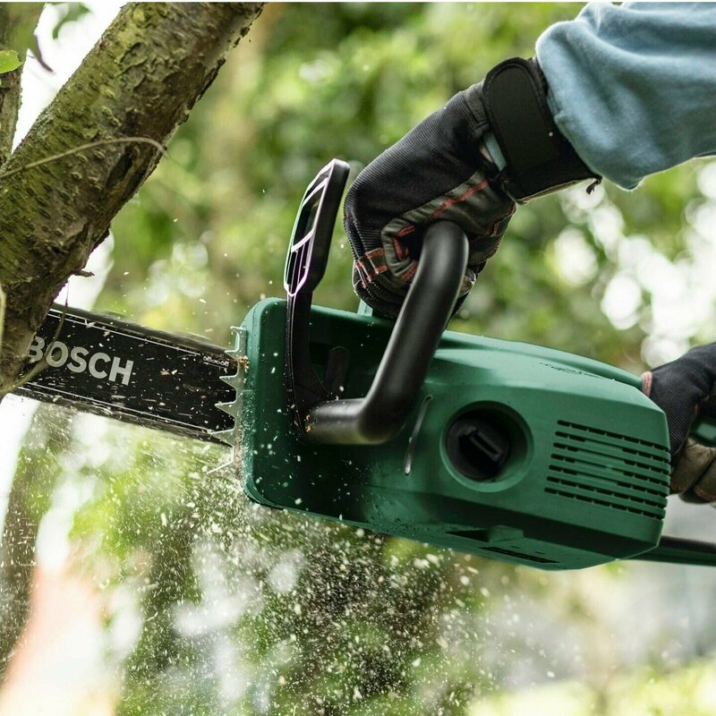 Пила ланцюгова електрична Bosch UniversalChain 40, 1800Вт, 40см, 220, 4,3кг (0.600.8B8.402) - фото - №9