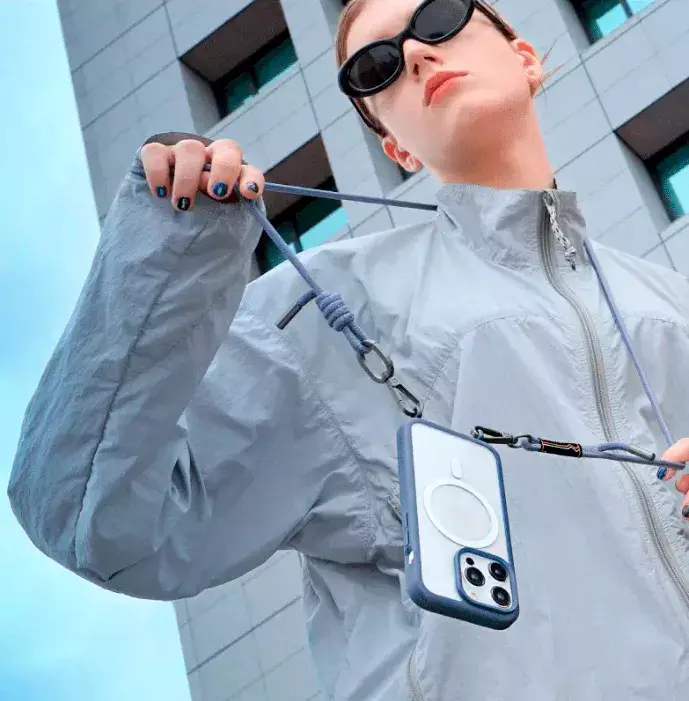 Чохол для iPhone 15 Pro Max SwitchEasy ROAM + Strap Black (MPH57P164BK23) - фото - №6