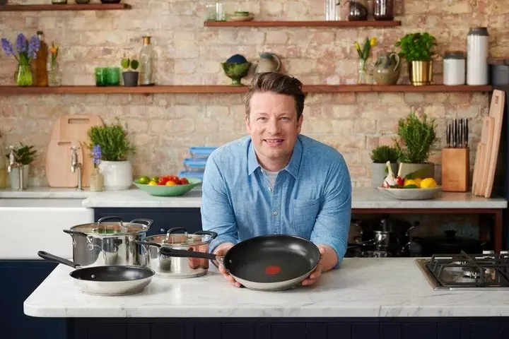 Сотейник із кришкою Tefal Jamie Oliver Home Cook, 24 см, 3.5л, нержавіюча сталь (E3033275) фото