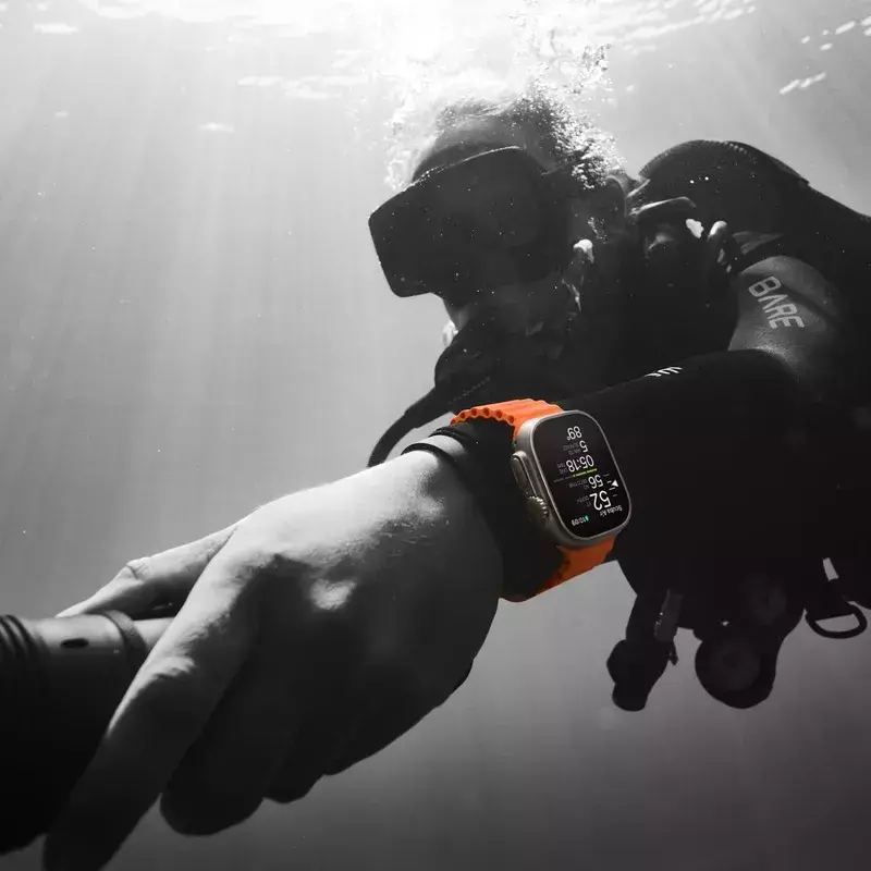 Apple Watch ULTRA 2 49mm Titanium Case with Orange Ocean Band фото