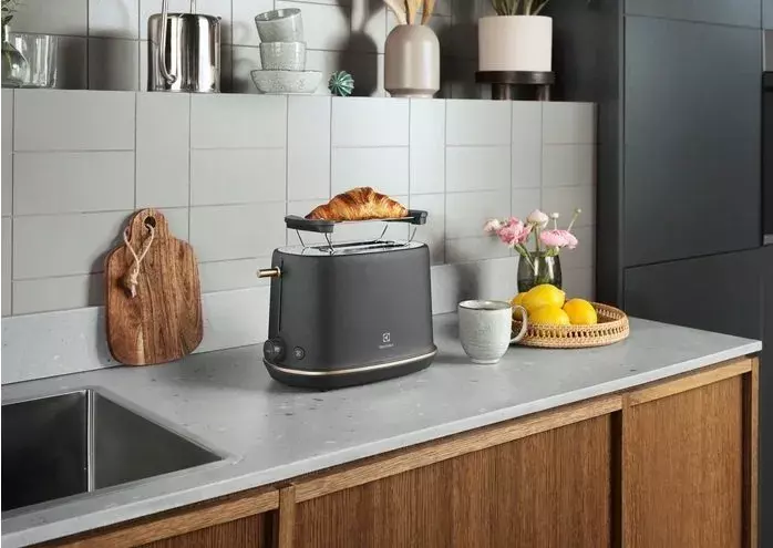 Тостер ELECTROLUX E7T1-6BP - фото - №9