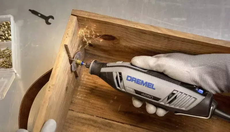 Багатофункціональний інструмент Dremel 4250 6-128, 175Вт + 128 насадок + 6 приставок (F.013.425.0JN) - фото - №7