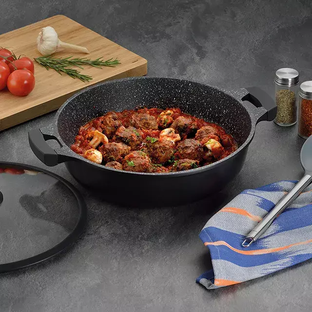 Каструля з кришкою KELA Stella Nova, 32 см, 5 л (12226) - фото - №4