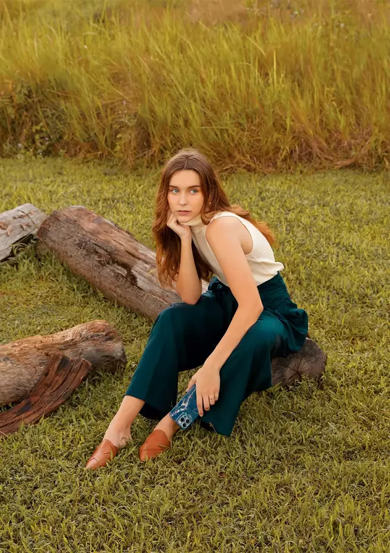 Чохол UNIQ COEHL IPHONE 13 PRO MAX REVERIE PRUSSIAN BLUE (UNIQ-IP6.7HYB(2021)-REVBLU) - фото - №7