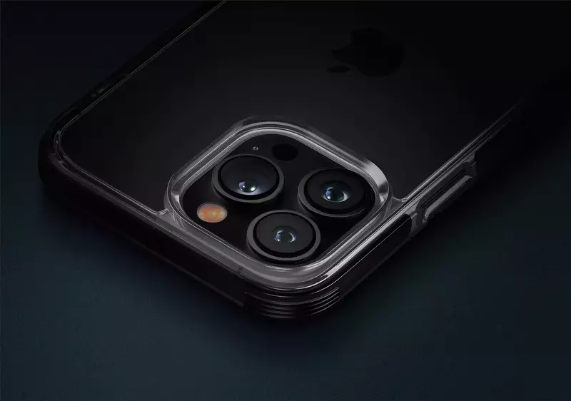 Чохол для Iphone 14 Uniq HYBRID COMBAT CARBON BLACK (UNIQ-IP6.1(2022)-COMBLK) - фото - №6