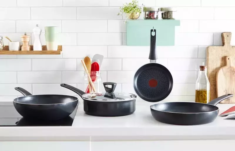 Сковорода Tefal Generous Cook, 28 см, алюминий, БЕЗ крышки - фото - №1