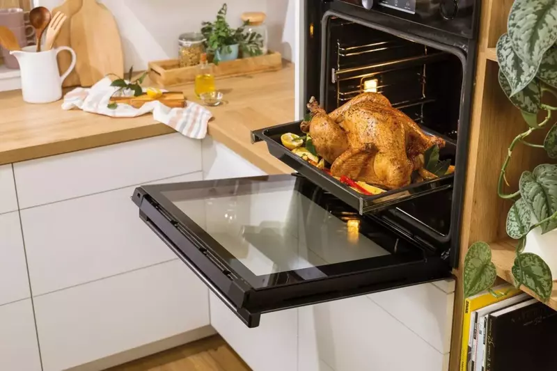 Духова шафа електрична GORENJE BOSX6737E09BG фото