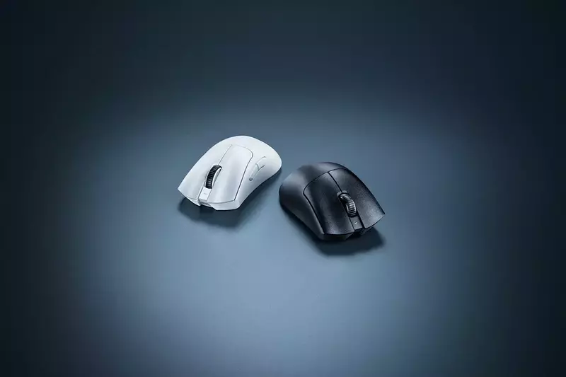 Ігрова миша Razer Death Adder V3 PRO Wireless (White) RZ01-04630200-R3G1 фото