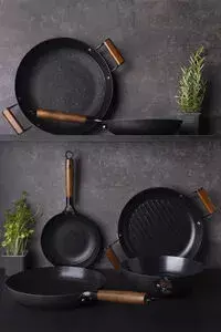 Сковорода чугунная MasterPro Odin, 24 см (BGMP-3816) - фото - №9