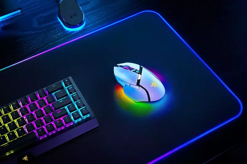 Ігрова миша Razer Basilisk V3 Pro White (RZ01-04620200-R3G1) - фото - №5