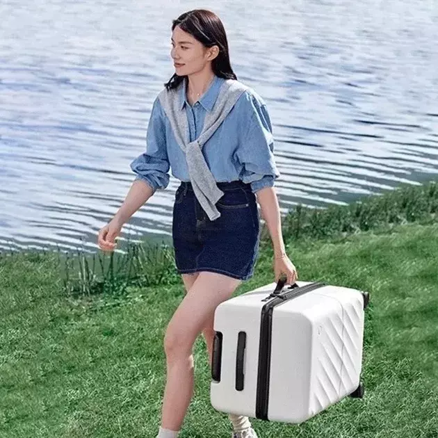 Чемодан Xiaomi Ninetygo Ripple Luggage 26" White фото