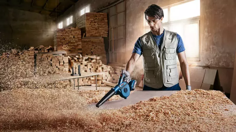 Повітродув садовий акумуляторний Bosch GBL 18V-120 Professional, 18V, 270км/год, без АКБ і ЗП - фото - №5