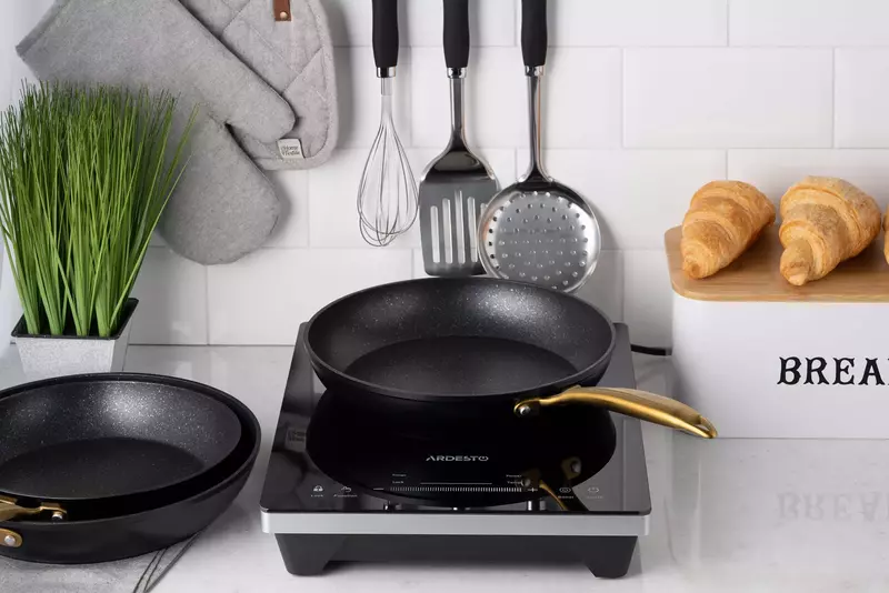 Сковорода Ardesto Black Mars Sparkle 26 см AR1926BM - фото - №12