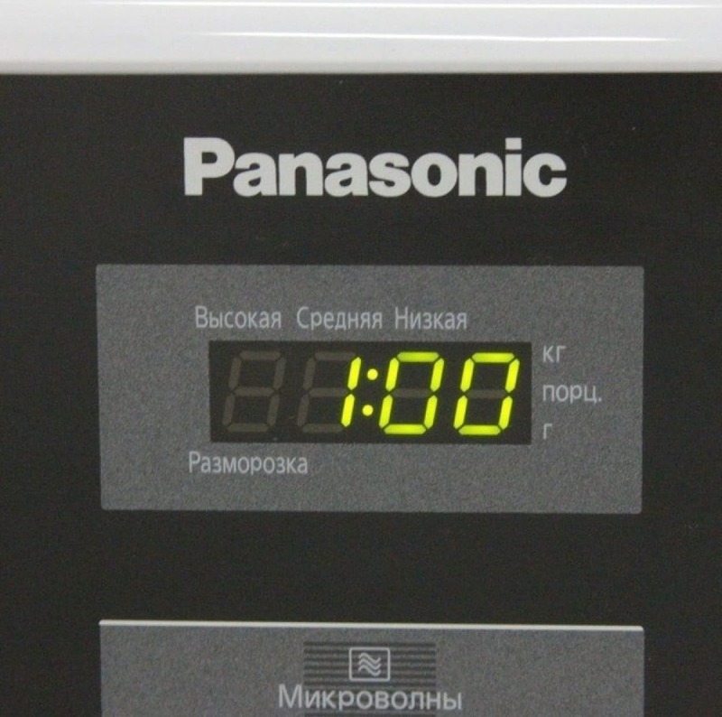 Мікрохвильова піч Panasonic NN-ST342WZPE solo фото
