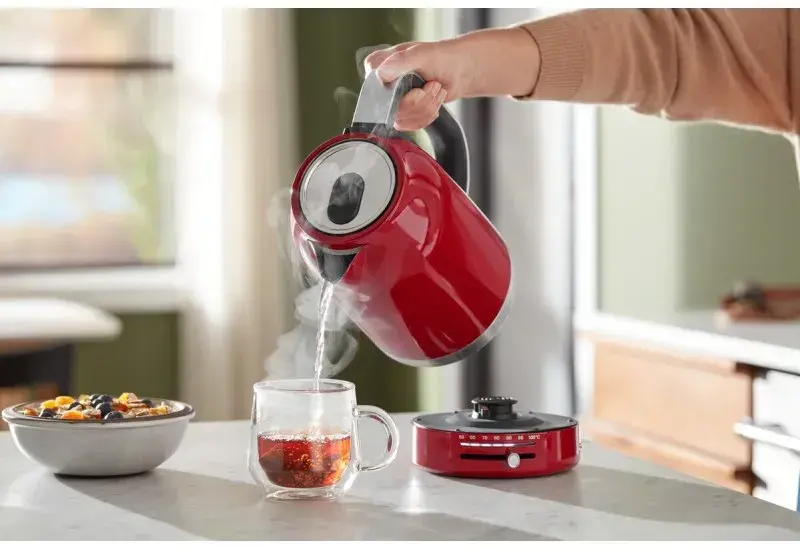 Электрочайник KitchenAid 1,7 л 5KEK1701EER (Красный) - фото - №9