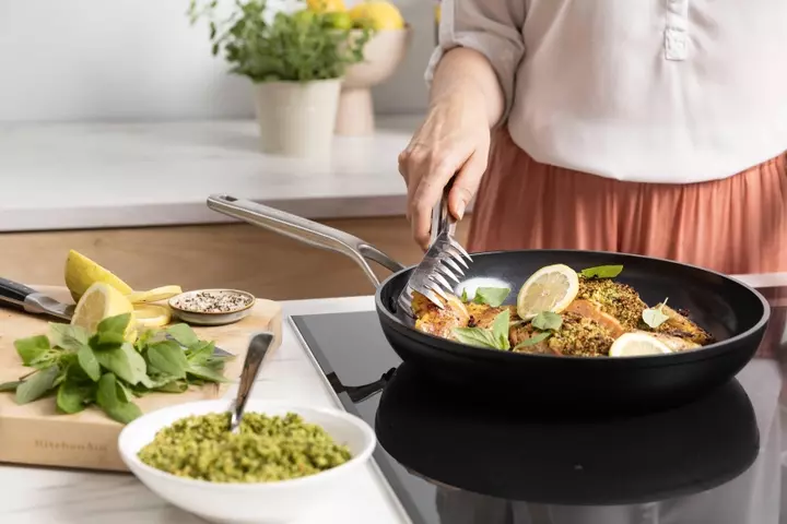 Сковорода KitchenAid FHA, 30 см з керамічним покриттям (CC005695-001) - фото - №6