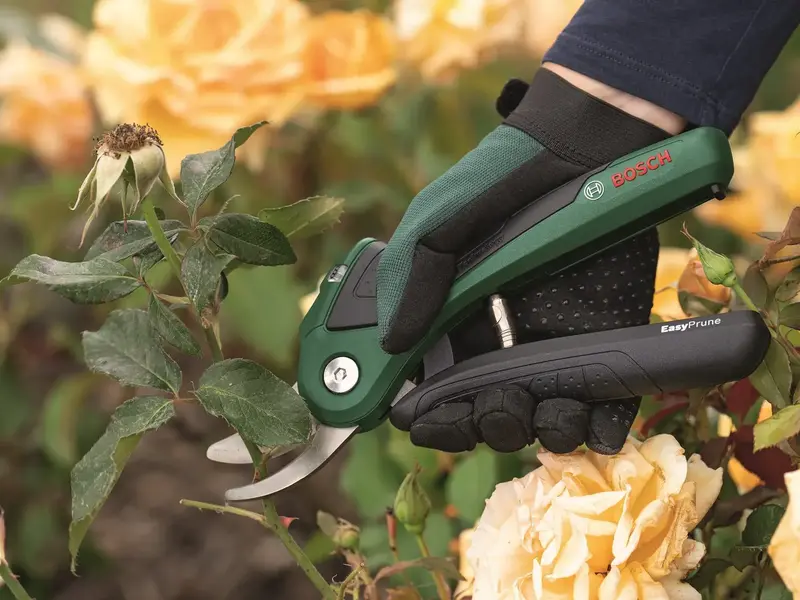 Секатор акумуляторний Bosch EasyPrune, 12V АКБ 2х3Аг (0.600.8B2.102) - фото - №8