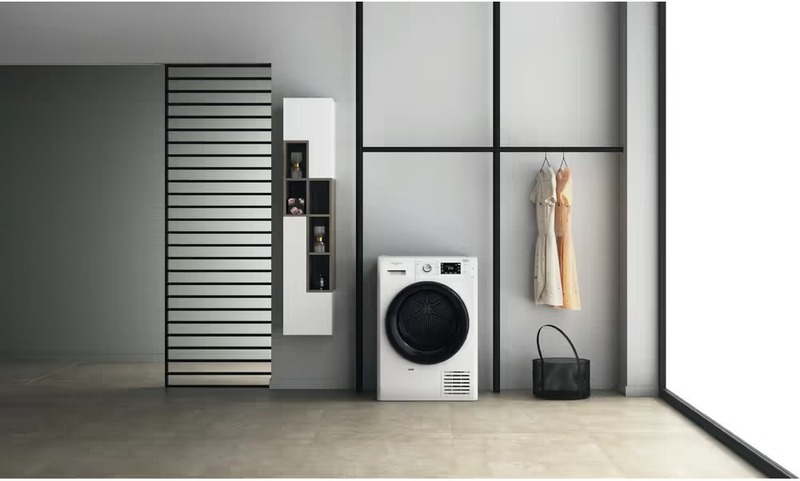 Сушильна машина Whirlpool FFT M22 9X2B UA фото