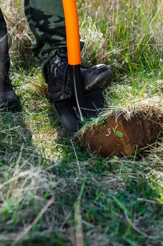 Лопата штикова Neo Tools пряма, руків'я металеве D-подібне, 125см, 2.12кг (95-007) - фото - №3