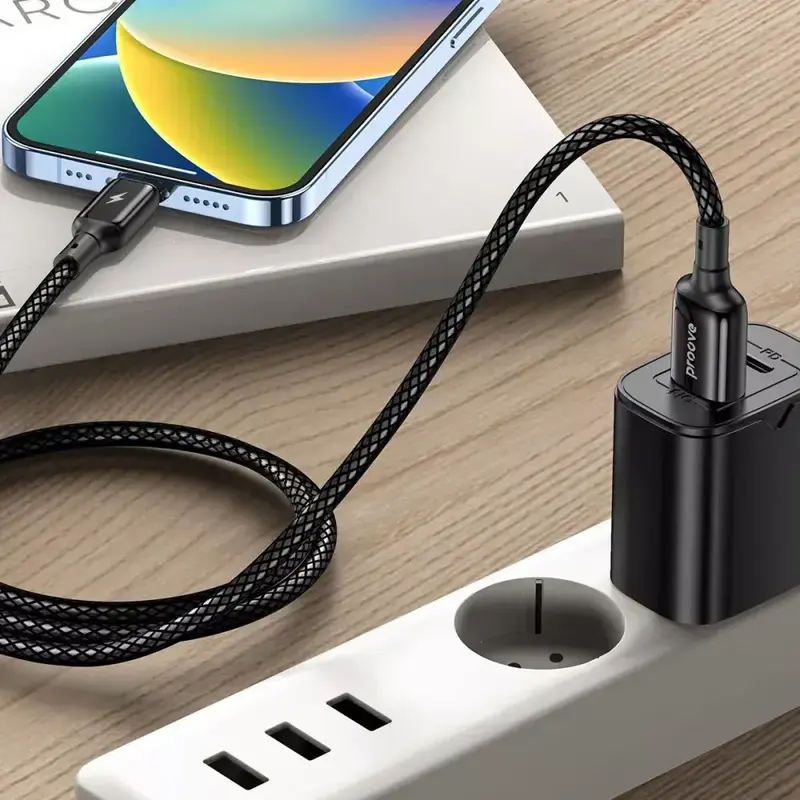 Кабель USB to USB-C Proove Dense Metal 1 M 2.4A черный фото