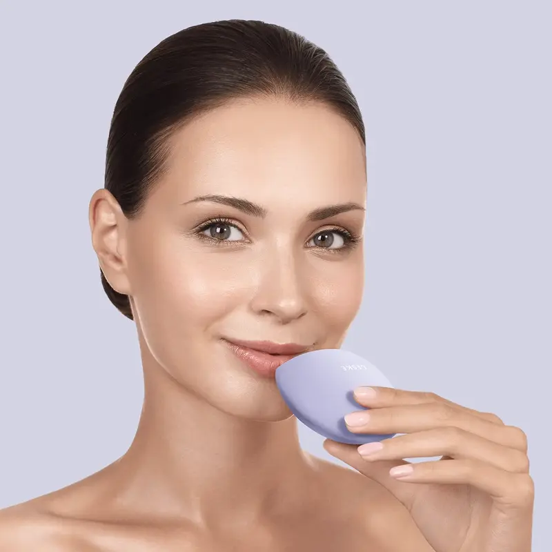 Пристрій для збільшення об'єму губ GESKE Lip Volumizer & Booster 4 в 1 фіолетовий М - фото - №3