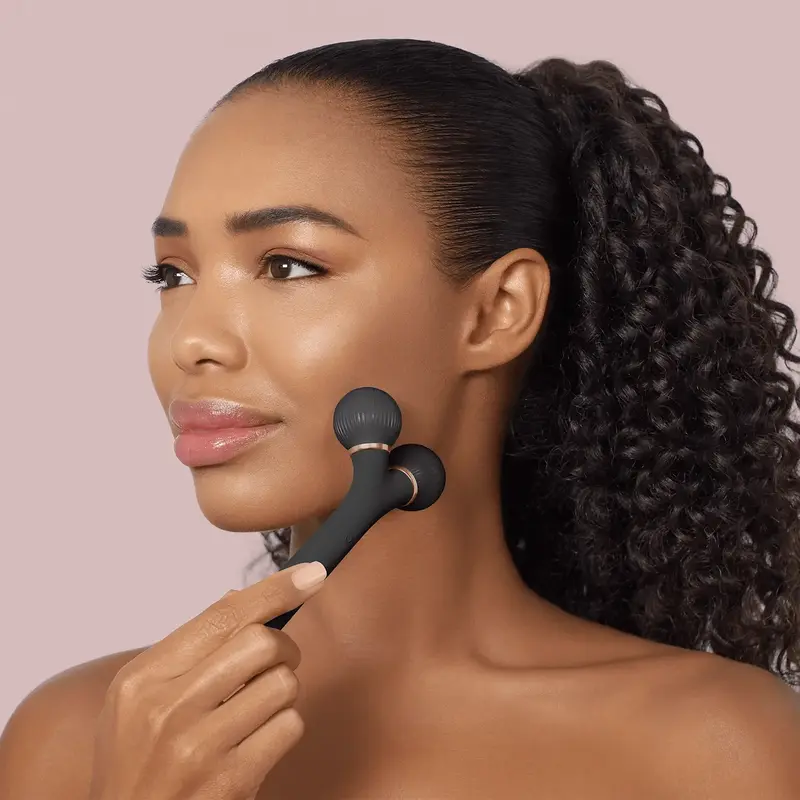 Електронний звуковий ролик для обличчя GESKE Sonic Facial Roller 4 в 1 сірий - фото - №3