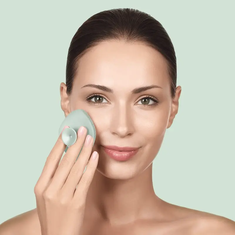 Щітка для обличчя Geske Facial Brush 4 в 1 Зелений з тримачем - фото - №3