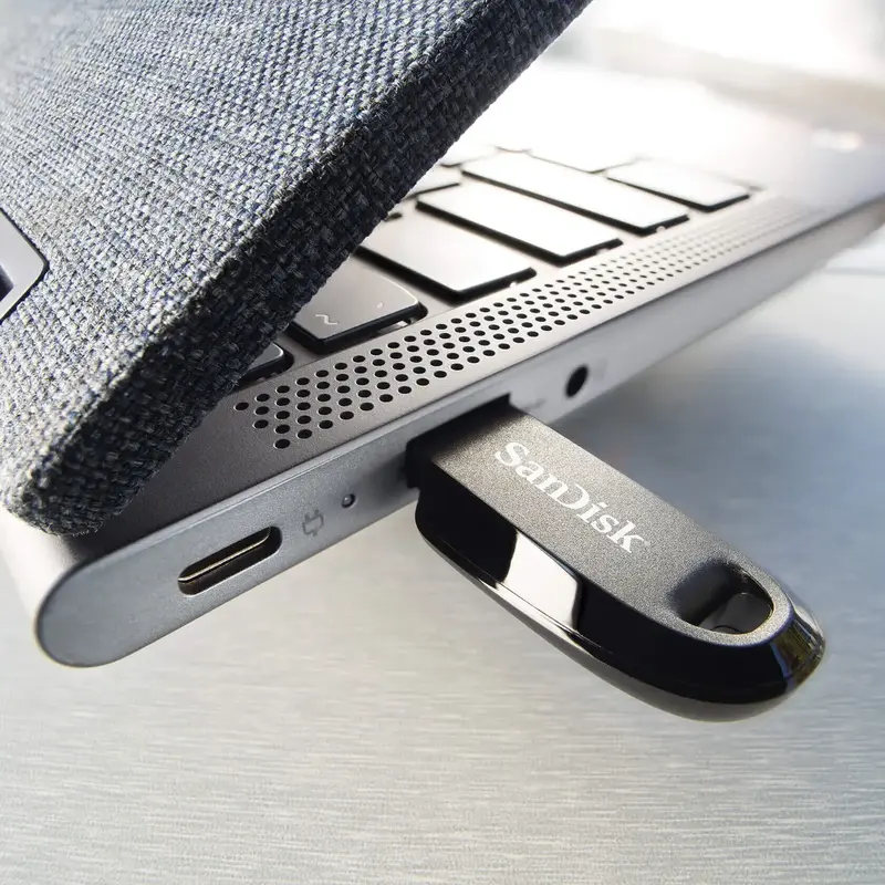 USB-Flash SanDisk 64GB USB 3.2 Type-A Ultra Curve Чорний фото