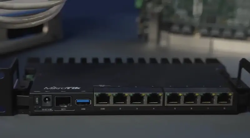 Интернет роутер MikroTik RouterBOARD RB5009UG+S+IN - фото - №3