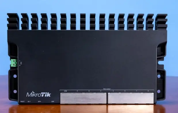 Iнтернет роутер MikroTik RouterBOARD RB5009UPR+S+IN фото