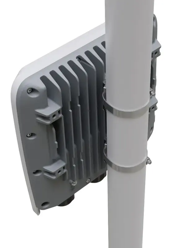 Iнтернет роутер MikroTik RouterBOARD RB5009UPR+S+IN фото