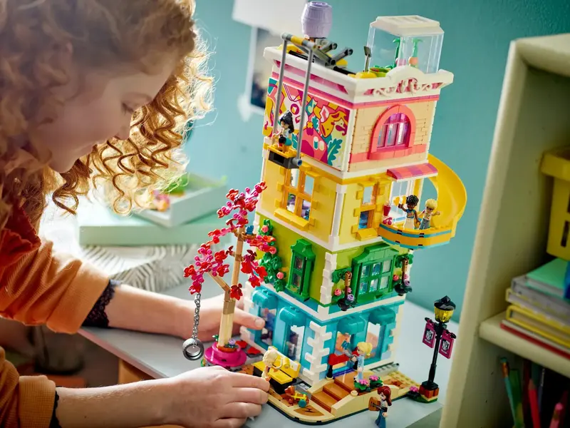 Конструктор LEGO Friends Хартлейк-Сіті. Громадський центр фото