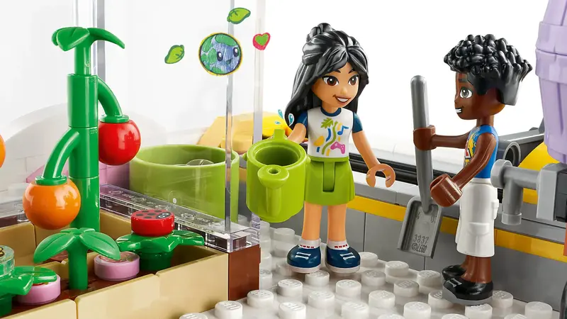 Конструктор LEGO Friends Хартлейк-Сіті. Громадський центр фото