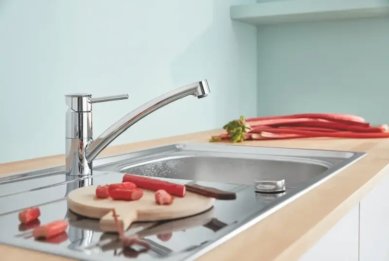 Смеситель для кухни Grohe BauClassic, длина излива - 231мм (30575000) фото