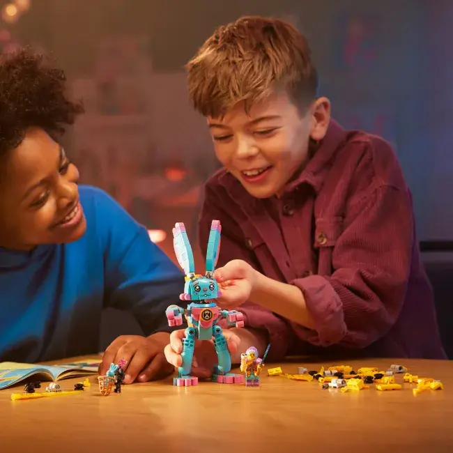 Конструктор LEGO DREAMZzz Иззи и крольчонок Бунчу фото