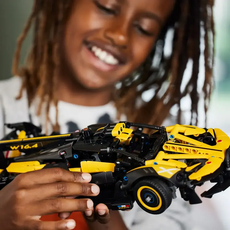 Конструктор LEGO Technic Bugatti Bolide - фото - №4