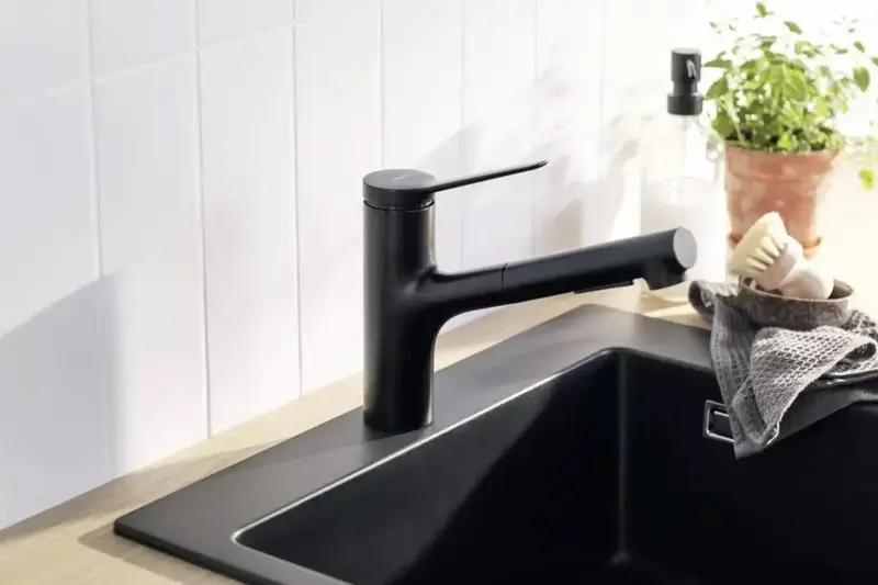 Смеситель для кухни Hansgrohe Zesis M33, длинн.излива - 219мм, вытяжной, KM150, черный (74800670) фото