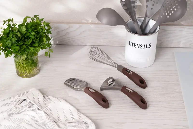 Овочечистка Ardesto Gemini, 19см, нержавіюча сталь, пластик, сіро-коричневий (AR2157PG) - фото - №5