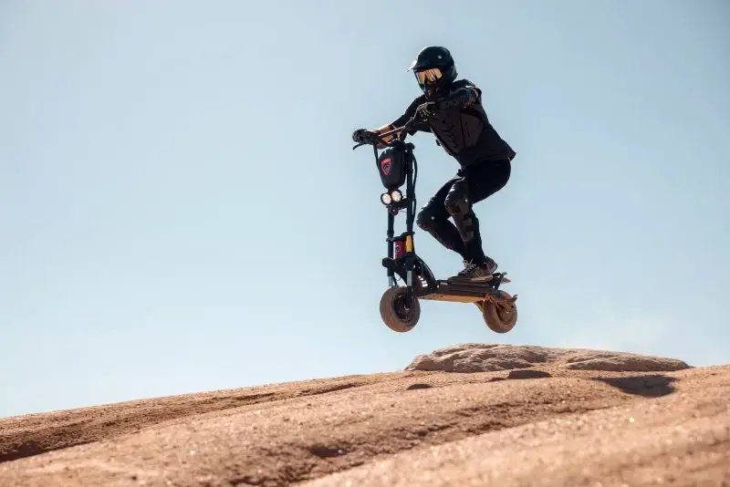 Електросамокат Kaabo Wolf Warrior 11 PLUS - фото - №11