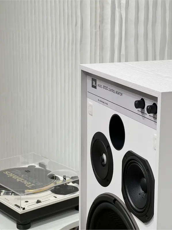 Акустика JBL 4312G White - фото - №5