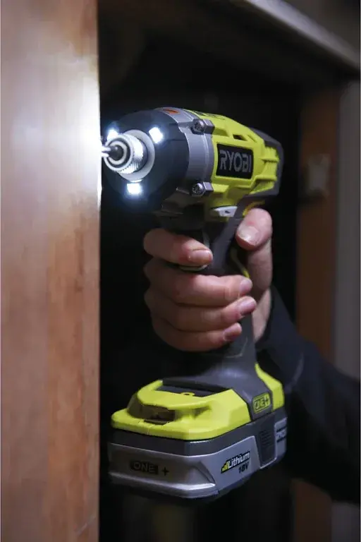 Гвинтоверт ударний акумуляторний Ryobi ONE+ RID1801M 18V без АКБ та ЗП фото